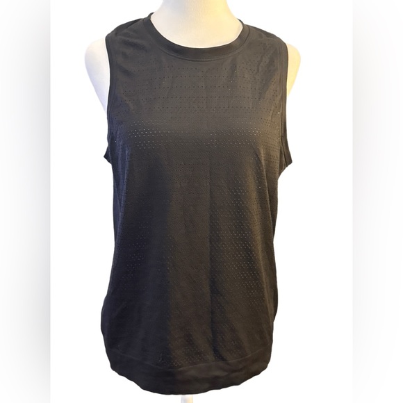 lululemon athletica Tops - Lululemon Vented Black Tank 8